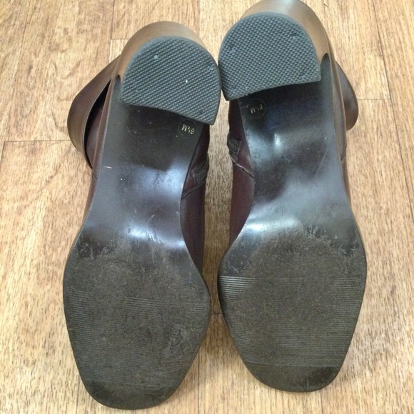 Enzo Angiolini Brown Leather Cuffed Ankle Heel Boot - Picture 8 of 10